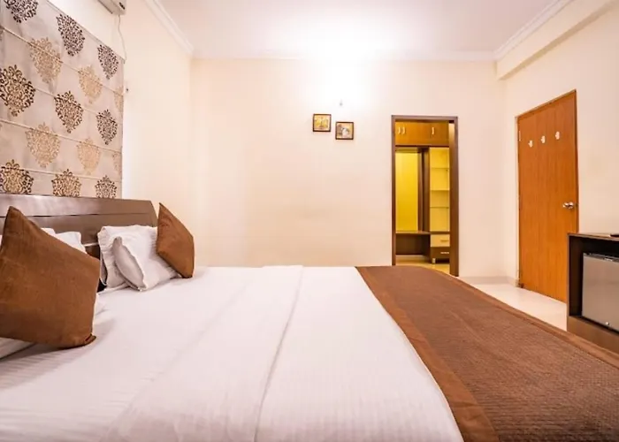 Hotel New Mythri Inn